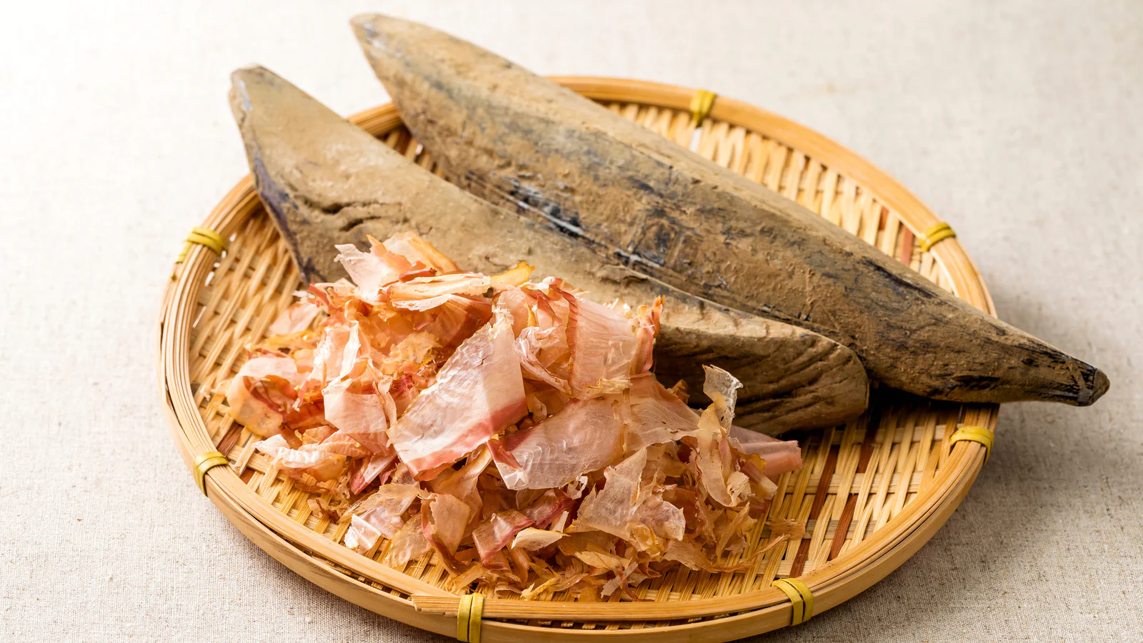 Katsuobushi Fish Flakes - 100 gm - Image 3