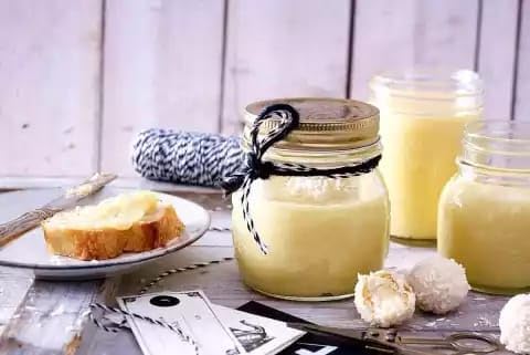 White chocolate spread 850 grams - Image 2